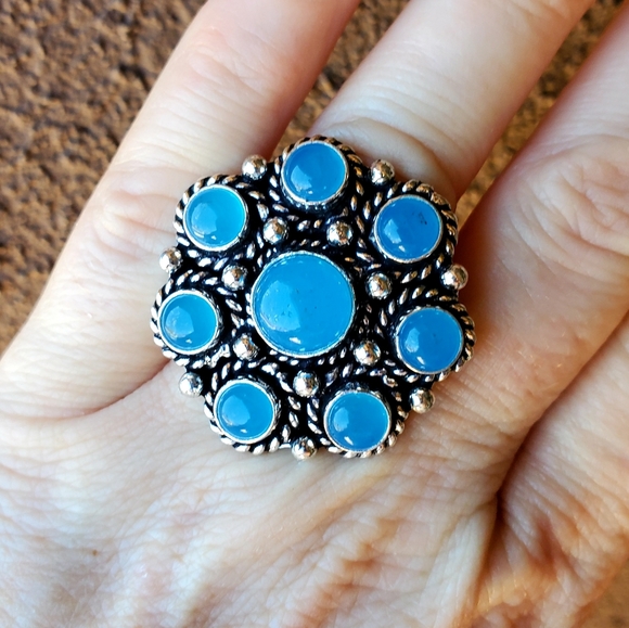 New Blue Chalcedony Adjustable Silver Ring. - Picture 11 of 14